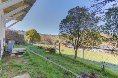 5089 Meadow Lark Ln, Lake Nacimiento CA  93446-4261 exterior
