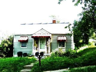 1115 Chestnut St, Cambridge, OH 43725-2715