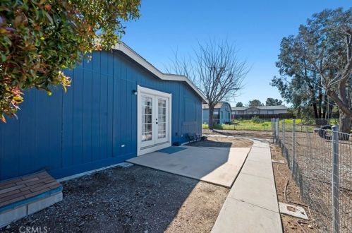 33449 Mill Pond Dr, Wildomar CA  92595-8840 exterior