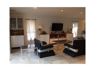 5521 Avenida Del Mare, Sarasota FL  34242-1914 exterior