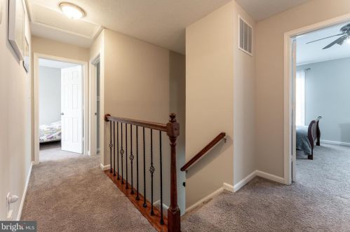 6608 Farmstead Ln, Fredericksburg VA  22407-1703 exterior