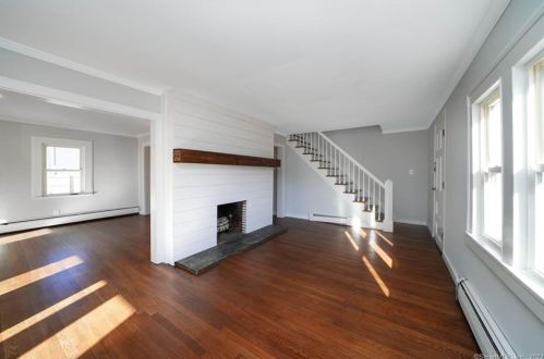 150 Summit St, Bridgeport CT  06606-4839 exterior