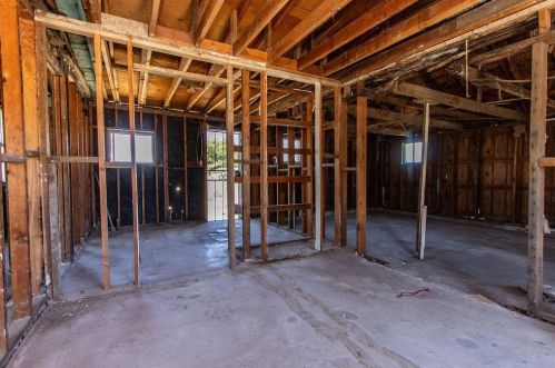 633 Greenway Ave, Turlock CA  95380-6424 exterior