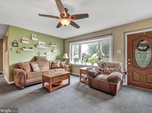 612 Beechwood Rd, Willow Grove PA  19090-1304 exterior