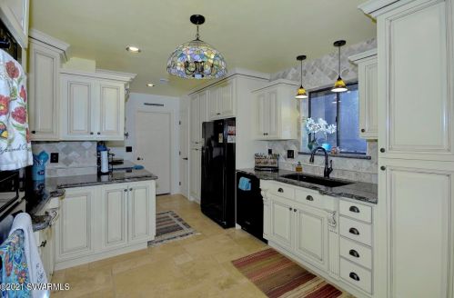 145 Redrock Rd, Sedona AZ  86351-8658 exterior