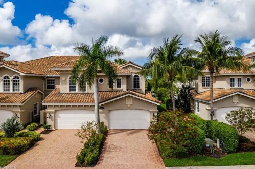 8977 Cherry Oaks Trl, Naples, FL 34114-0866