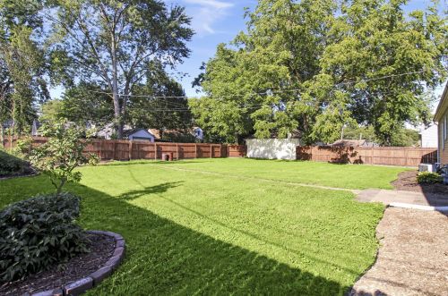 2621 Clough Ave, Hammond IN  46322-1904 exterior