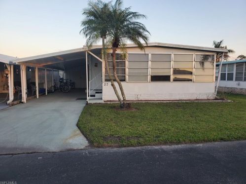 27 Topaz Ln, Naples, FL 34112-6268