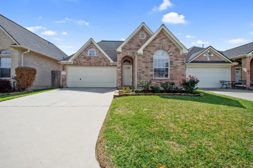 15930 Cottage Ivy Cir, Tomball, TX 77377-2541
