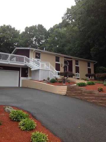 27 Sayles Hill Rd, Lincoln, RI 02838-1230