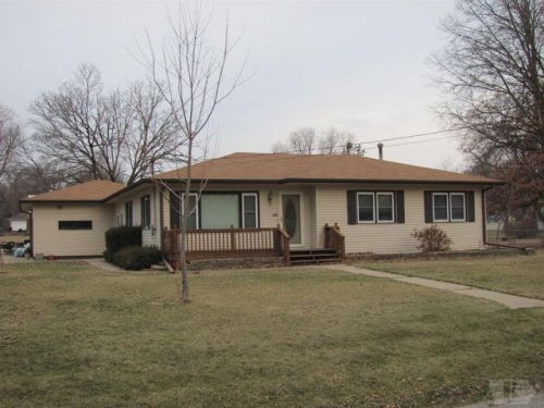 503 Minneopa Ave, Cliffland, IA 52501-3935