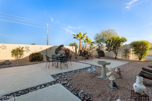 660 Twin Peaks Pkwy, San Tan Valley AZ  85143-5829 exterior