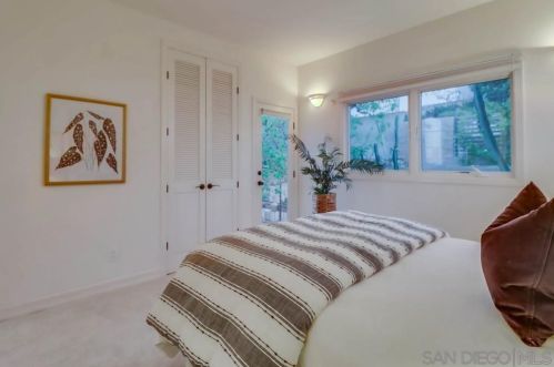 876 Armada Ter, San Diego CA  92106-3056 exterior