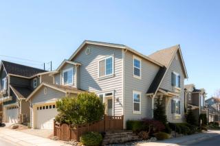 18324 39th Ave, Bothell WA  98012-7502 exterior