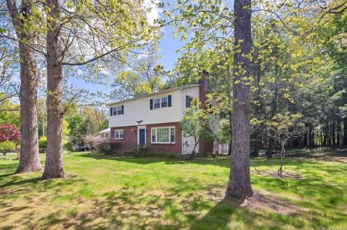 44 Ontario Ave, Middletown, NY 10940-4339