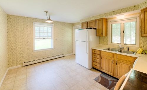 14 Linwood Rd, Natick MA 01760-3707 exterior