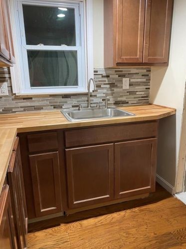 17 Intervale Ave, North Providence RI  02911-2411 exterior