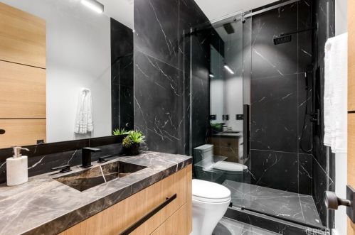 4508 Haskell Ave, Van Nuys CA  91436-3148 exterior