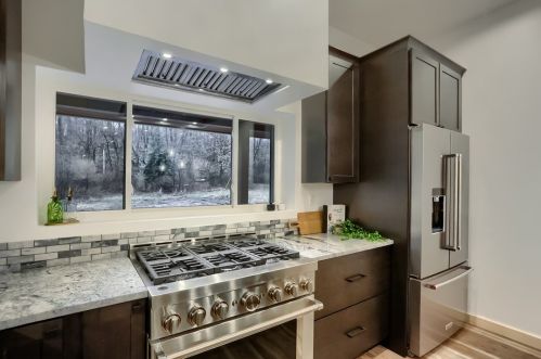 3778 Frew Mill Rd, New Castle PA  16101-8112 exterior