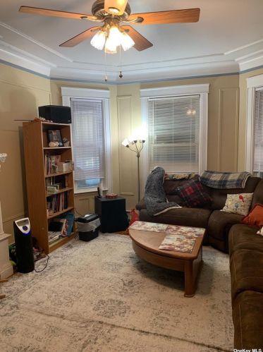 87-65 95th St, Jamaica NY  11421-2216 exterior