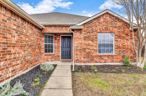1206 Huntsville Dr, St Paul, TX 75098-8453