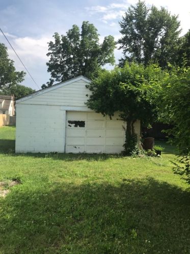 715 Willard St, Washington Ch, OH 43160-2158