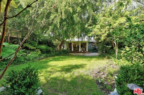 5528 Buffalo Ave, Van Nuys CA 91401-5226 exterior