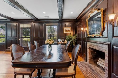 20 Phelps Rd, Middletown RI 02842-5448 exterior