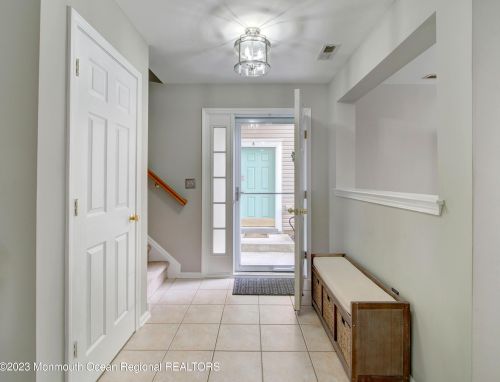 4 Topeka Ct, Tinton Falls NJ  07712-7507 exterior