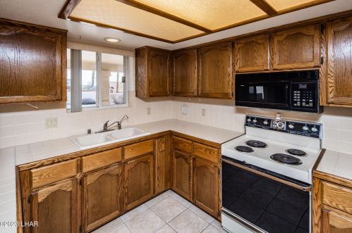 3886 Whaler Dr, Lake Havasu City AZ  86406-4302 exterior