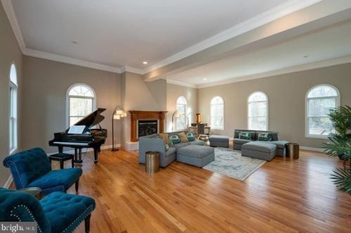 502 Cherry Valley Rd, Princeton NJ  08540-7681 exterior