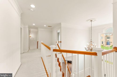 43530 Butler Pl, Leesburg VA 20176-7428 exterior