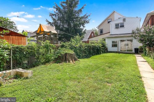 531 Herman Ave, Lemoyne PA  17043-1823 exterior