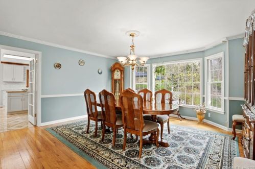 111 Little Brook Rd, New Canaan CT  06840-4917 exterior