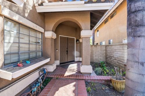 6171 Sunny Meadow Ln, Chino Hills, CA 91709-3267