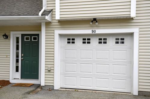 90 Prescott St, Nashua NH 03064-2546 exterior