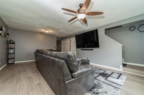 3945 Magnolia Pointe Ln, Orlando, FL 32810-3540