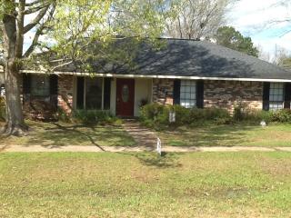 2209 Eagle St, Zachary, LA 70791-2515