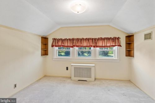 123 Old Kennett Rd, Kennett Sq PA  19348-2631 exterior