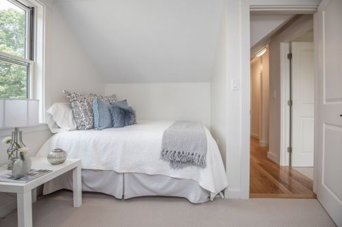 33 Pickering St, Danvers MA  01923-2017 exterior