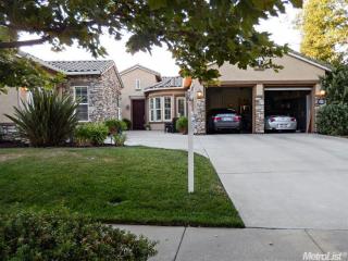 9270 Pinehurst Dr, Roseville, CA 95747-6330