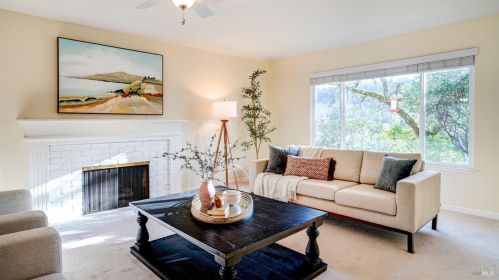 6455 Meadowridge Dr, Santa Rosa CA  95409-5848 exterior