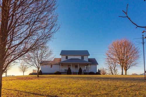 2945 Graces Run Rd, Winchester, OH 45697-9763