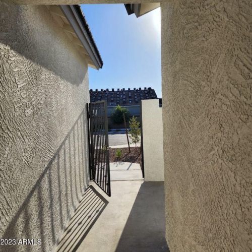 4717 103rd Dr, Tolleson, AZ 85353-4188