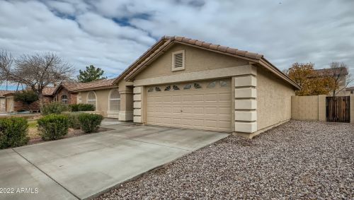 4053 Kirby Ct, Gilbert, AZ 85297-3061