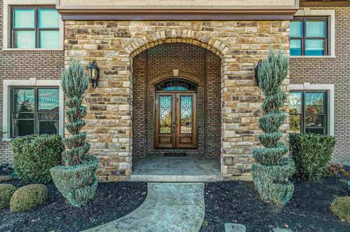 10858 Pleasant Colony Dr, Hamilton, KY 41091-7727