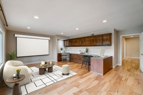 12 Christamon, Irvine CA 92620-1829 exterior