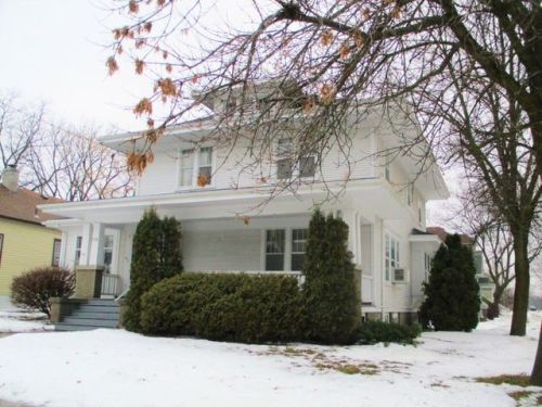 736 9 St, Manitowoc WI  54220-3301 exterior