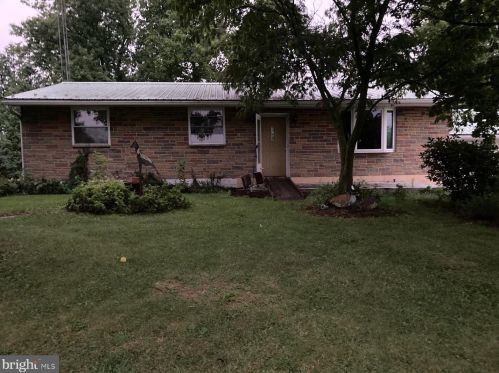 1050 Greenspring Rd, North Newton, PA 17241-9668