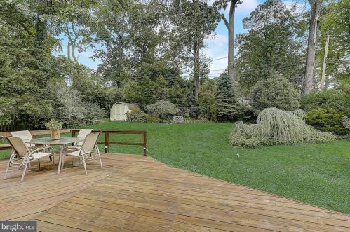 107 Bartholomew Rd, Berwyn PA  19312-1604 exterior